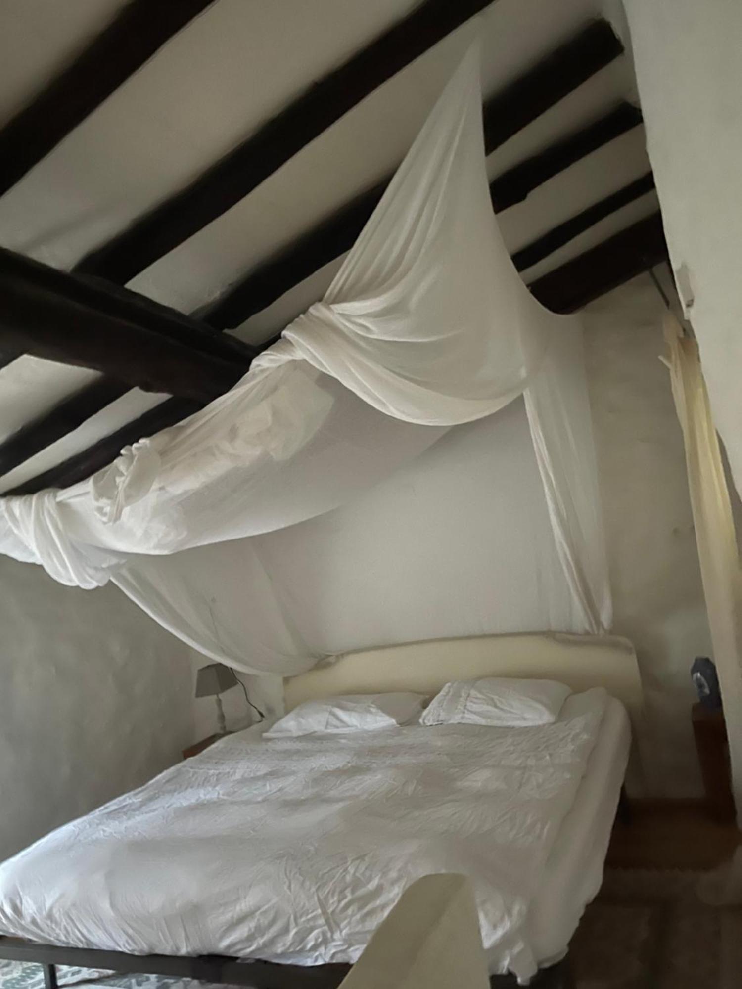 Mas Caraus Apartman Montferrer Kültér fotó